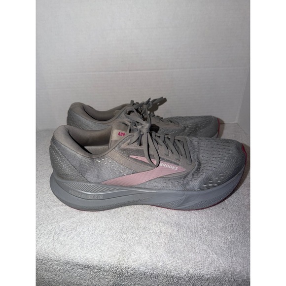 Brooks Shoes - Women's Brooks Adrenaline GTS 24 Shoes Size 11
